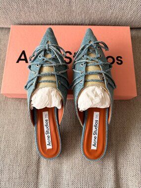 *BRAND NEW* Acne Studios Pointed Slides - US 7.5